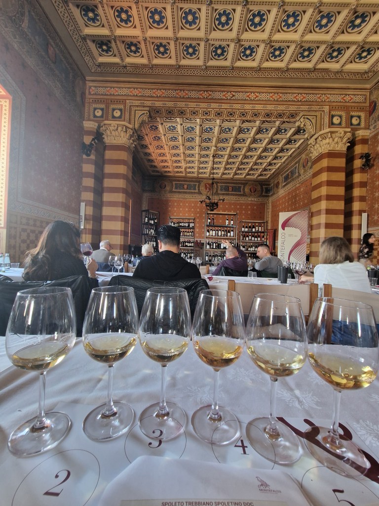 trebbiano spoletino vino bianco umbria